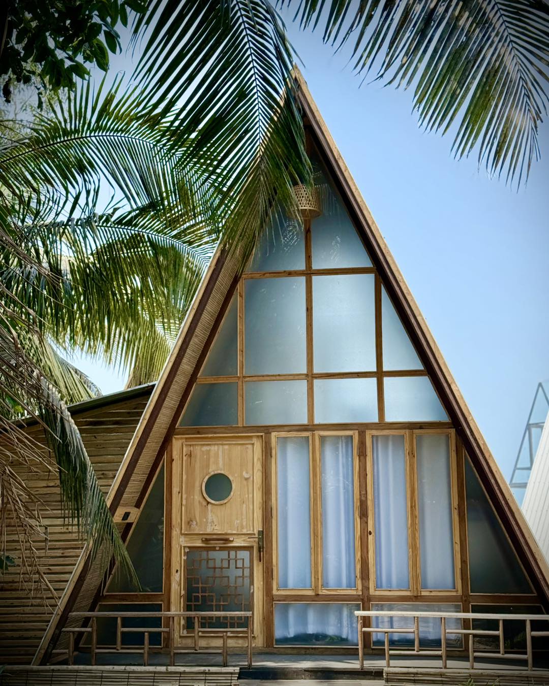 A-Frame Pool Suite